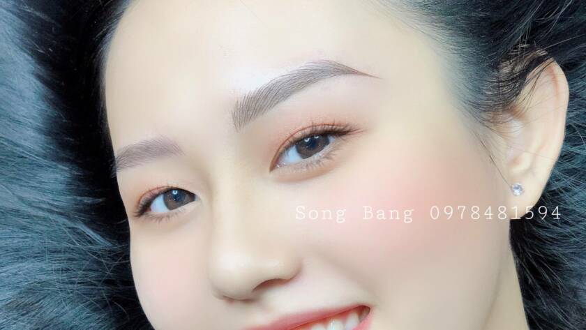 Điêu khắc chân mày tại Hóc Môn
